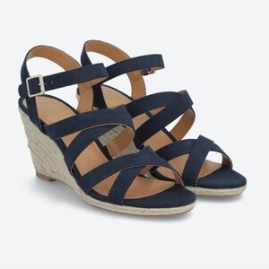 Dolce Vita Ankle Strap Espadrille Wedge in Navy. Size 8